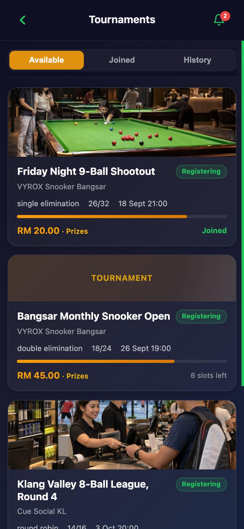Tournaments in the Snooker King member app, with entry fees and the bracket
